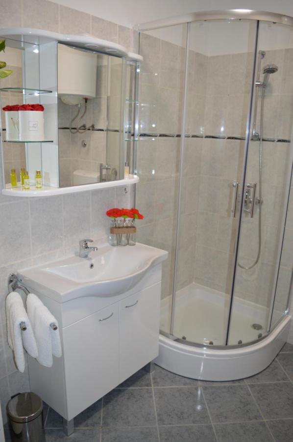 Apartment Nikolic Kaštela Kültér fotó