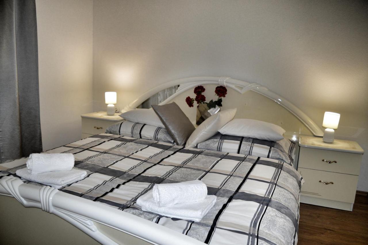 Apartment Nikolic Kaštela Kültér fotó