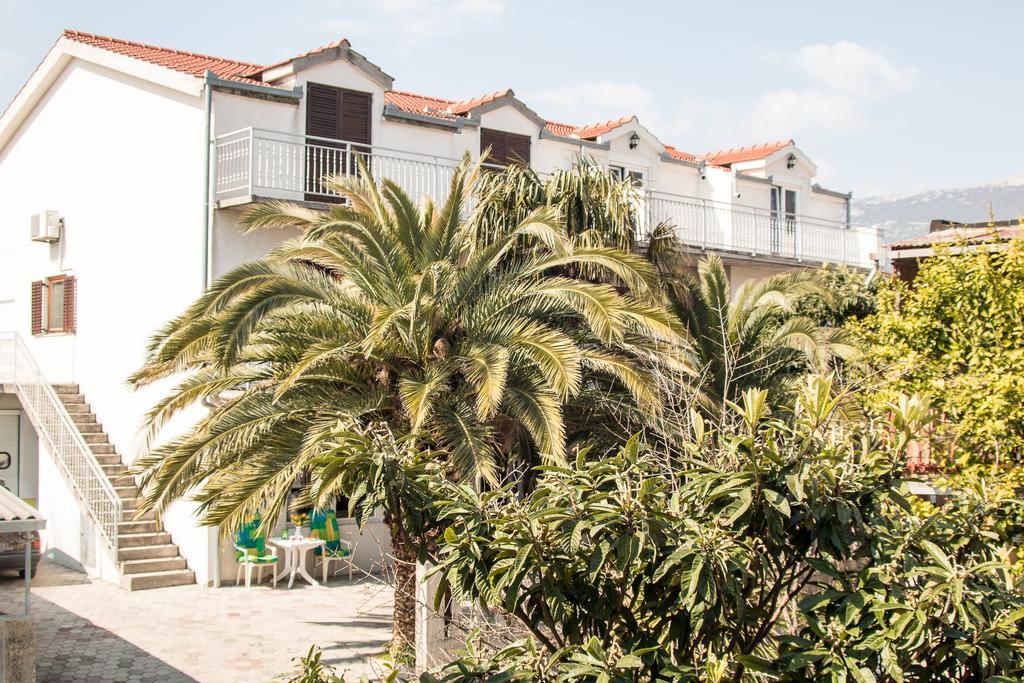 Apartment Nikolic Kaštela Kültér fotó
